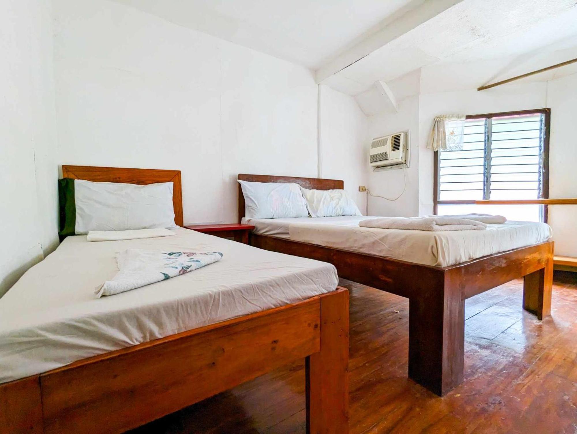 Czar'S Place Siquijor Exteriör bild