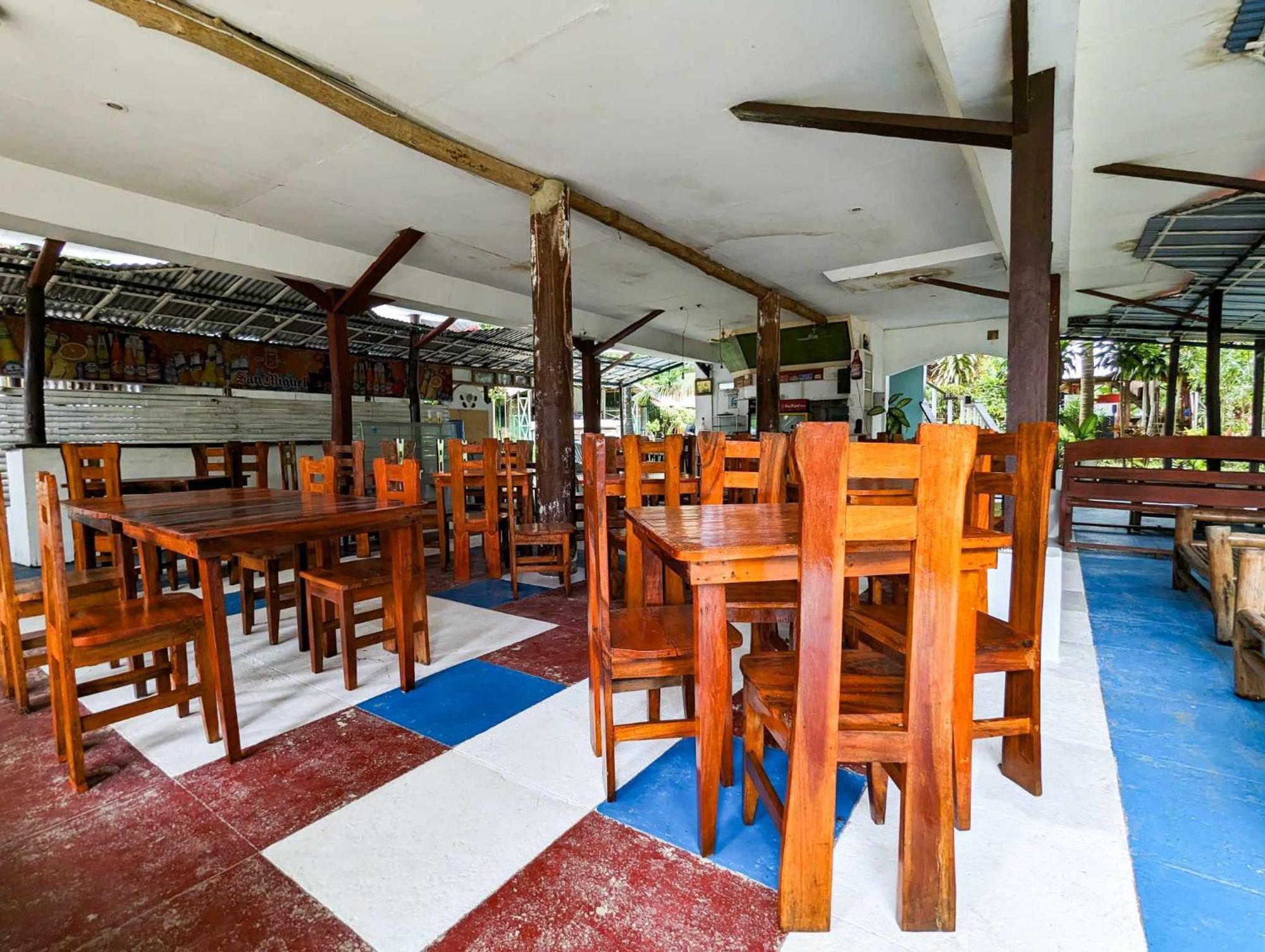 Czar'S Place Siquijor Exteriör bild