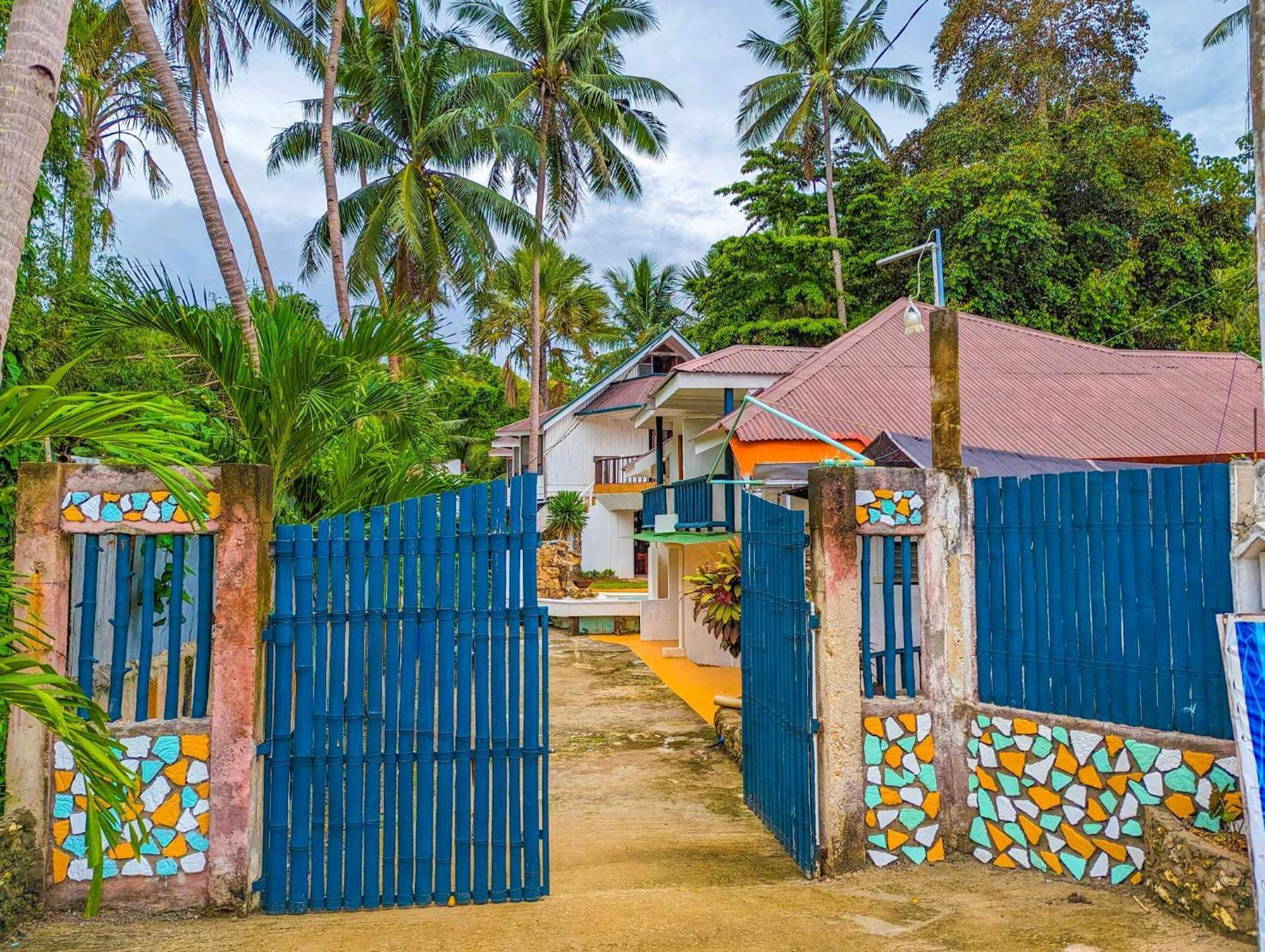 Czar'S Place Siquijor Exteriör bild